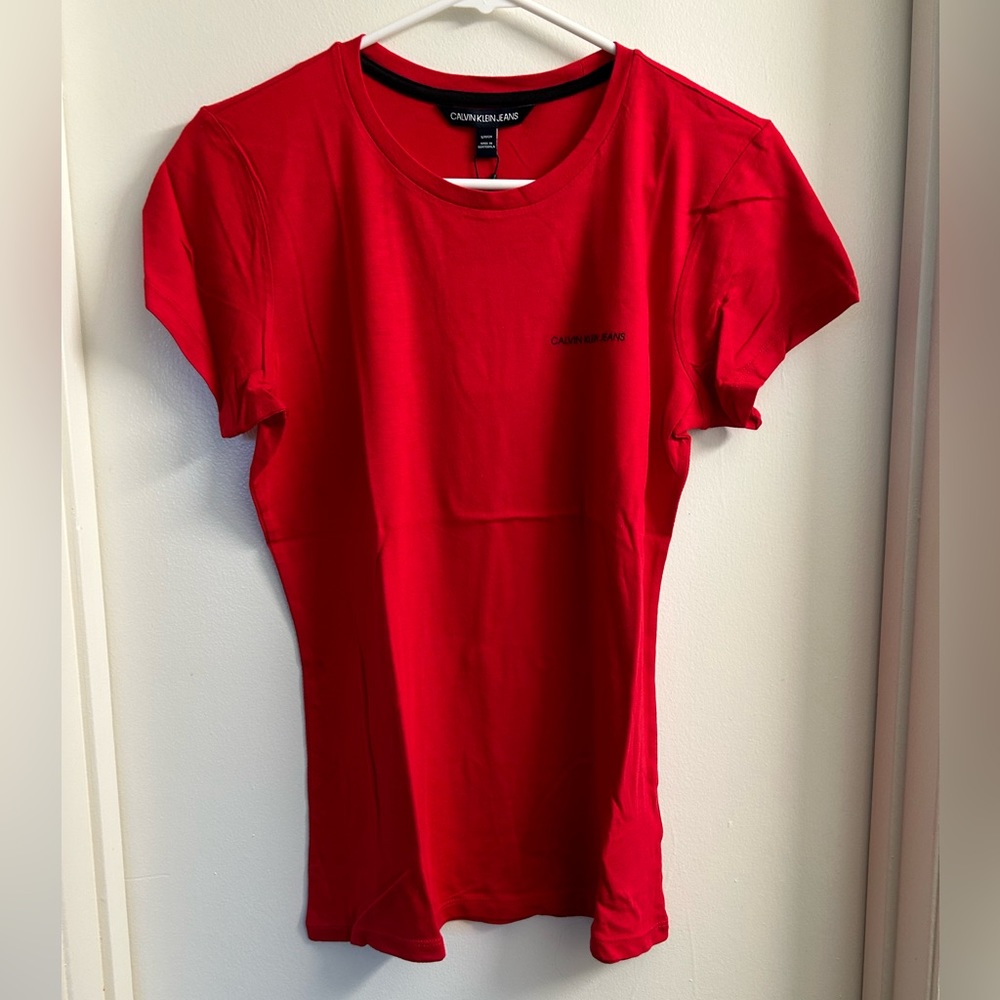 Calvin Klein Jeans Red Short Sleeve Tee, SIZE S nwt